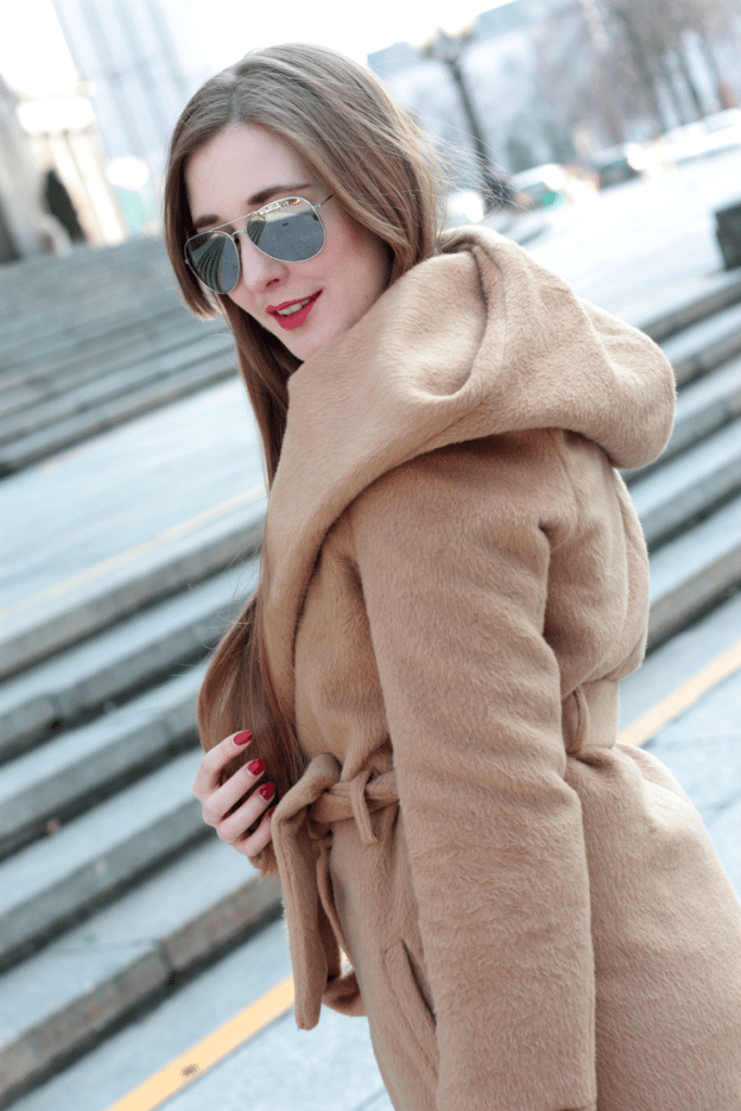 camelowy płaszcz warszawa ootd stylizacja na wiosnę sheinside