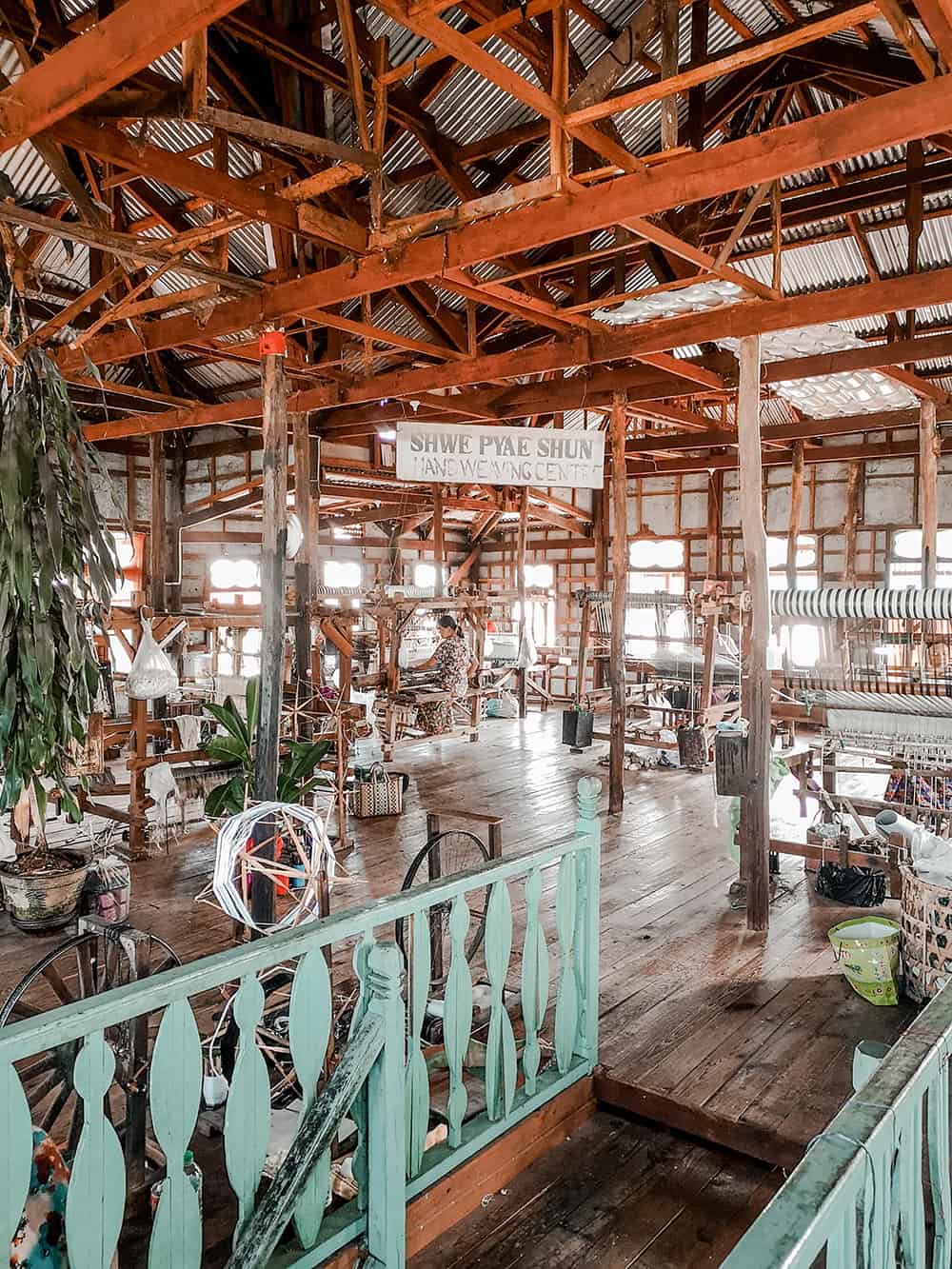 plan zwiedzania Inle warsztat tkacki